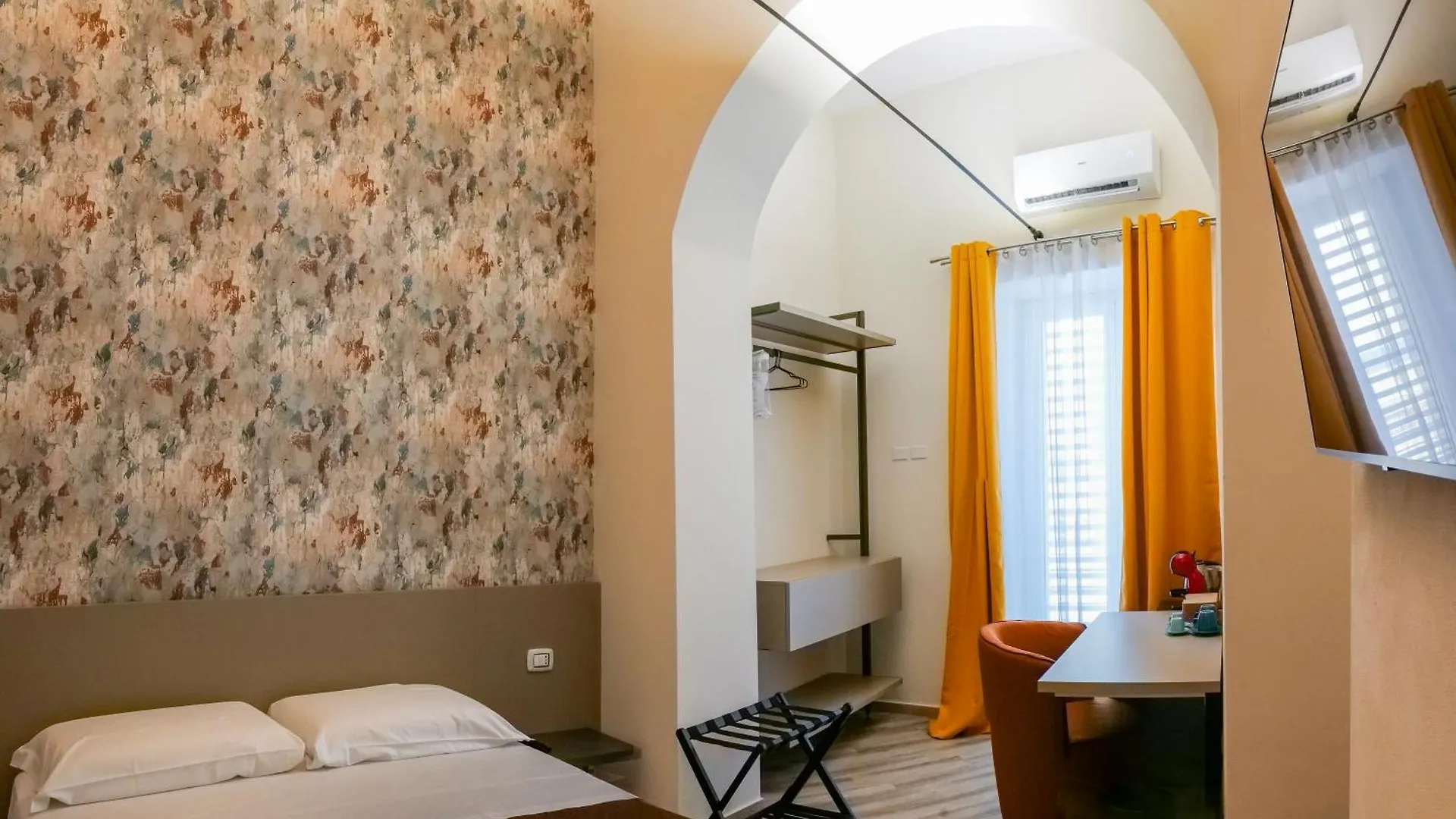 Guest house Rooftop Parthenopeo Contemporary Rooms Naples